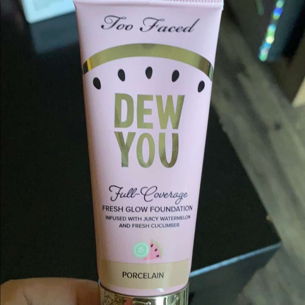 Too Faced Tutti Fruitti DEW YOU Foundation